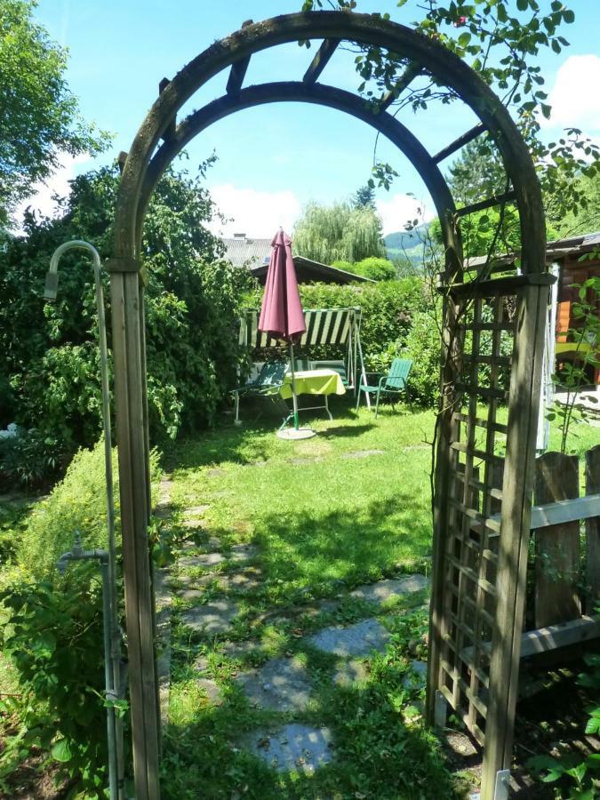 Gaestehaus-Staats Bed and Breakfast Obervellach Exteriör bild